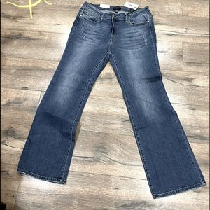 Vervet Denim Jeans by Flying Money.  Stretch boyfriend jeans. Buttonfly.
